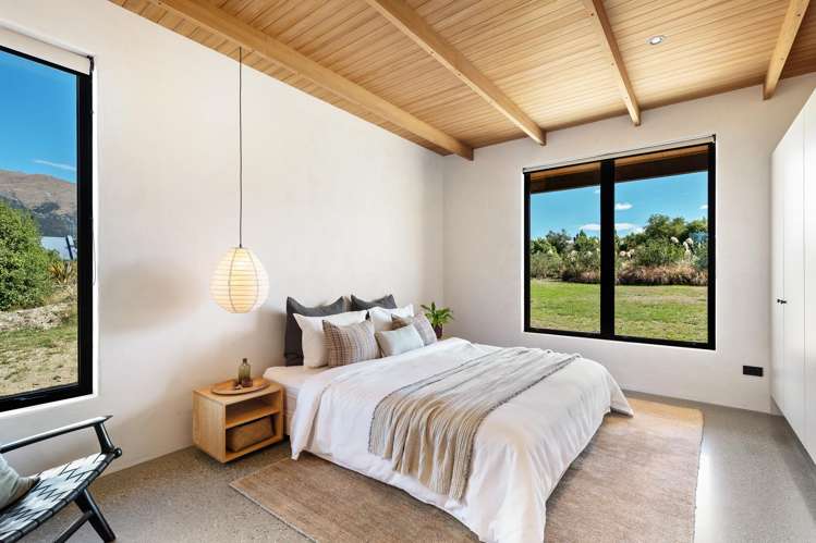 20a Sam John Place Lake Hawea_5