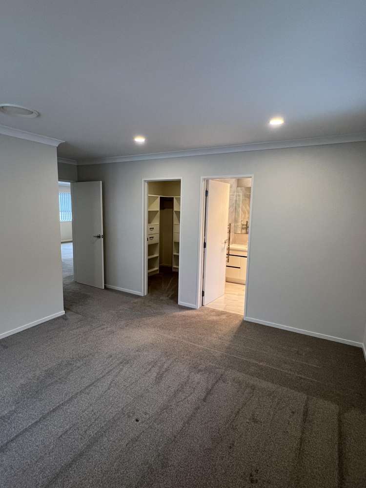 16 Hikuawa Road Flat Bush_18