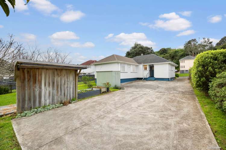 27 Fyvie Avenue Mount Roskill_12