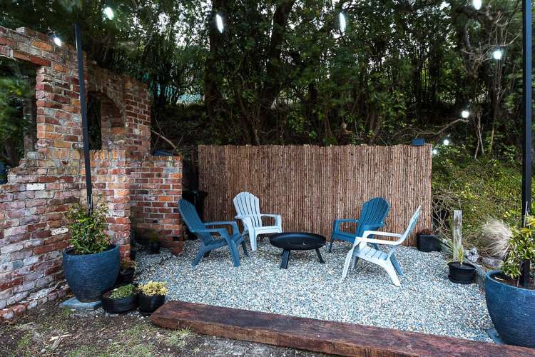 213 & 213A Tomahawk Road Andersons Bay_30