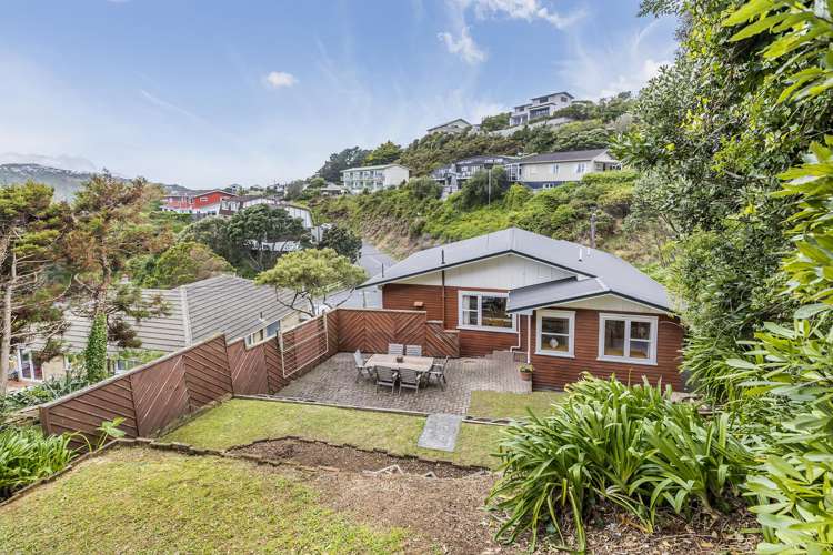 98 Severn Street Island Bay_17