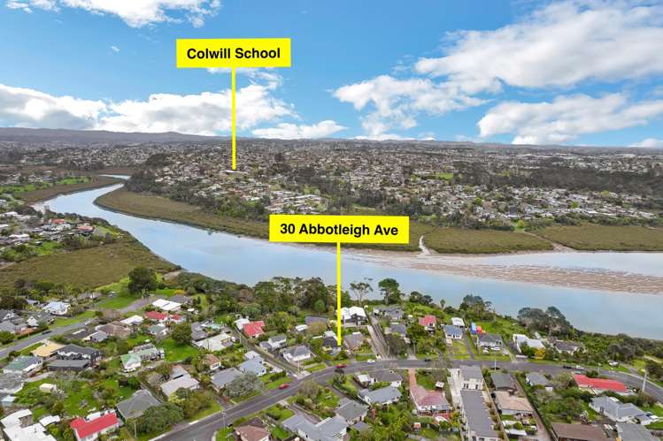 30 Abbotleigh Ave Te Atatu Peninsula_16