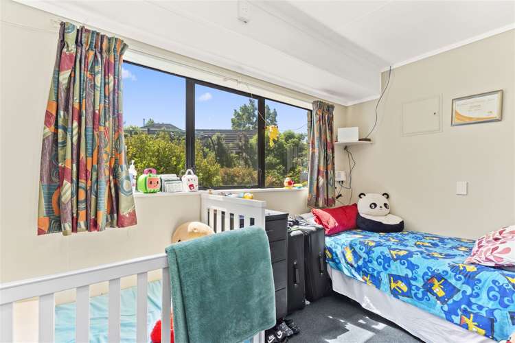 12 Belvedere Grove Rangatira Park_15