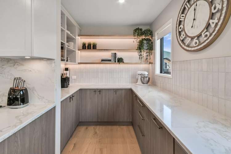 11 Manatika Road Paerata_8