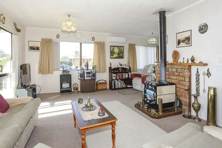 37 Lloyd Street Parkvale_4