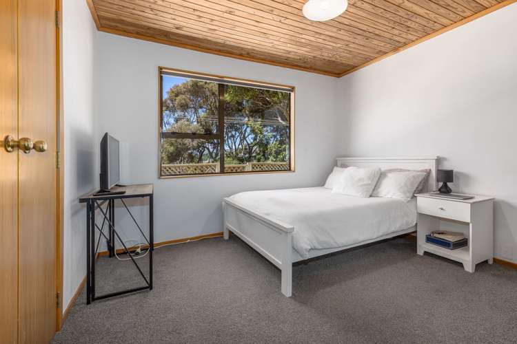 41 James Cook Drive Whitby_14