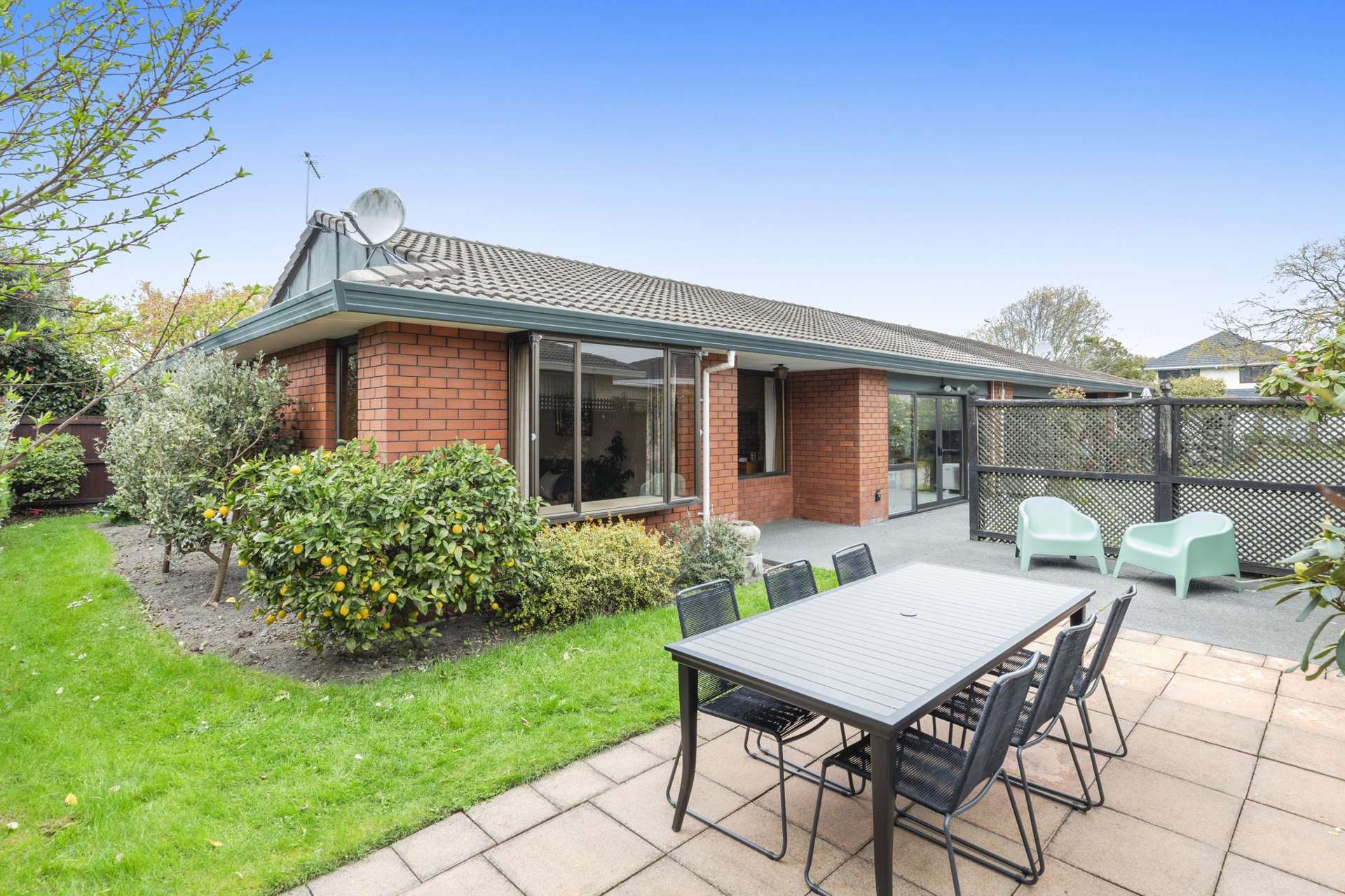 2/10 Broadfell Avenue Avonhead_0