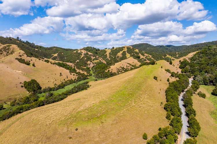 Ngahau Bay Road Hukerenui and Surrounds_12