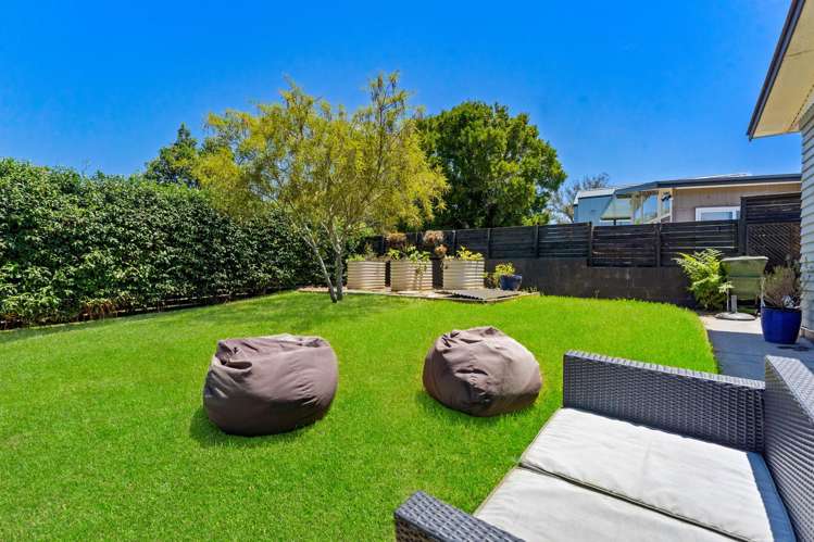 32 Noall Street Te Atatu Peninsula_11