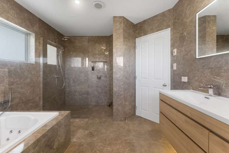 13 Glenreagh Place Torbay_22