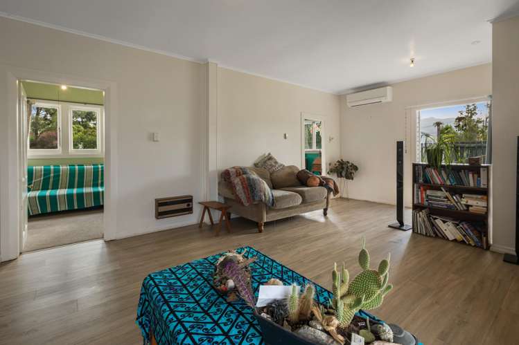 26 Silverton Road Waihi_18