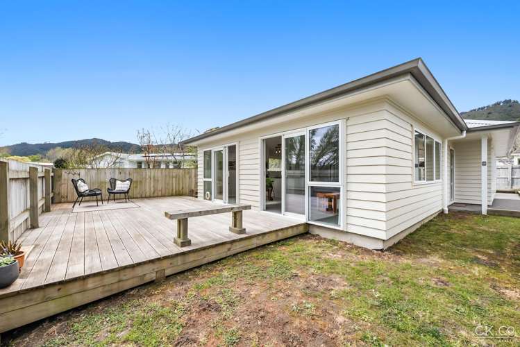 61A Shearer Crescent Naenae_20
