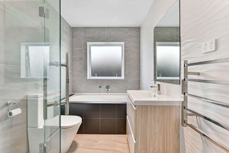 17 Resolution Drive Gulf Harbour_12