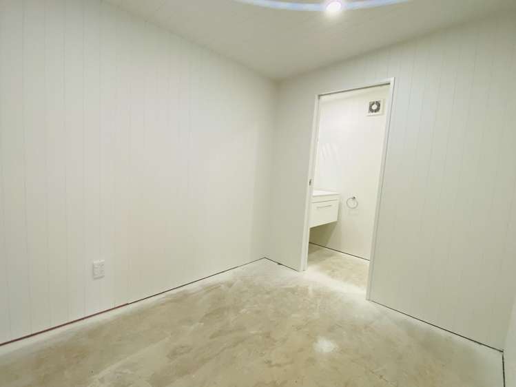 1081 New North Road Mount Albert_10