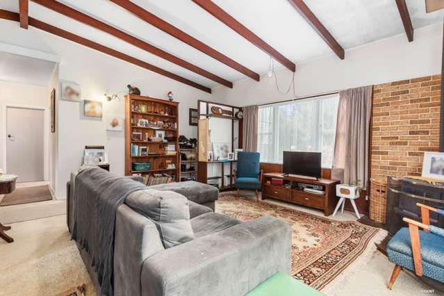 64 Sylvan Crescent Te Atatu South_4