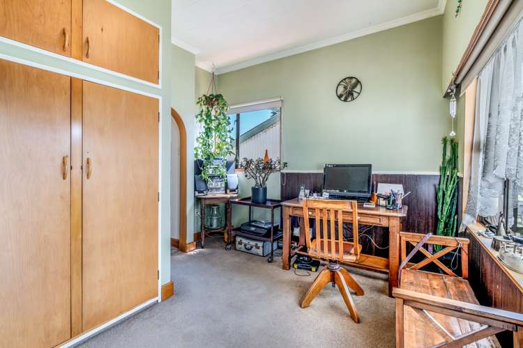 11 Coronation Street Strathern_12