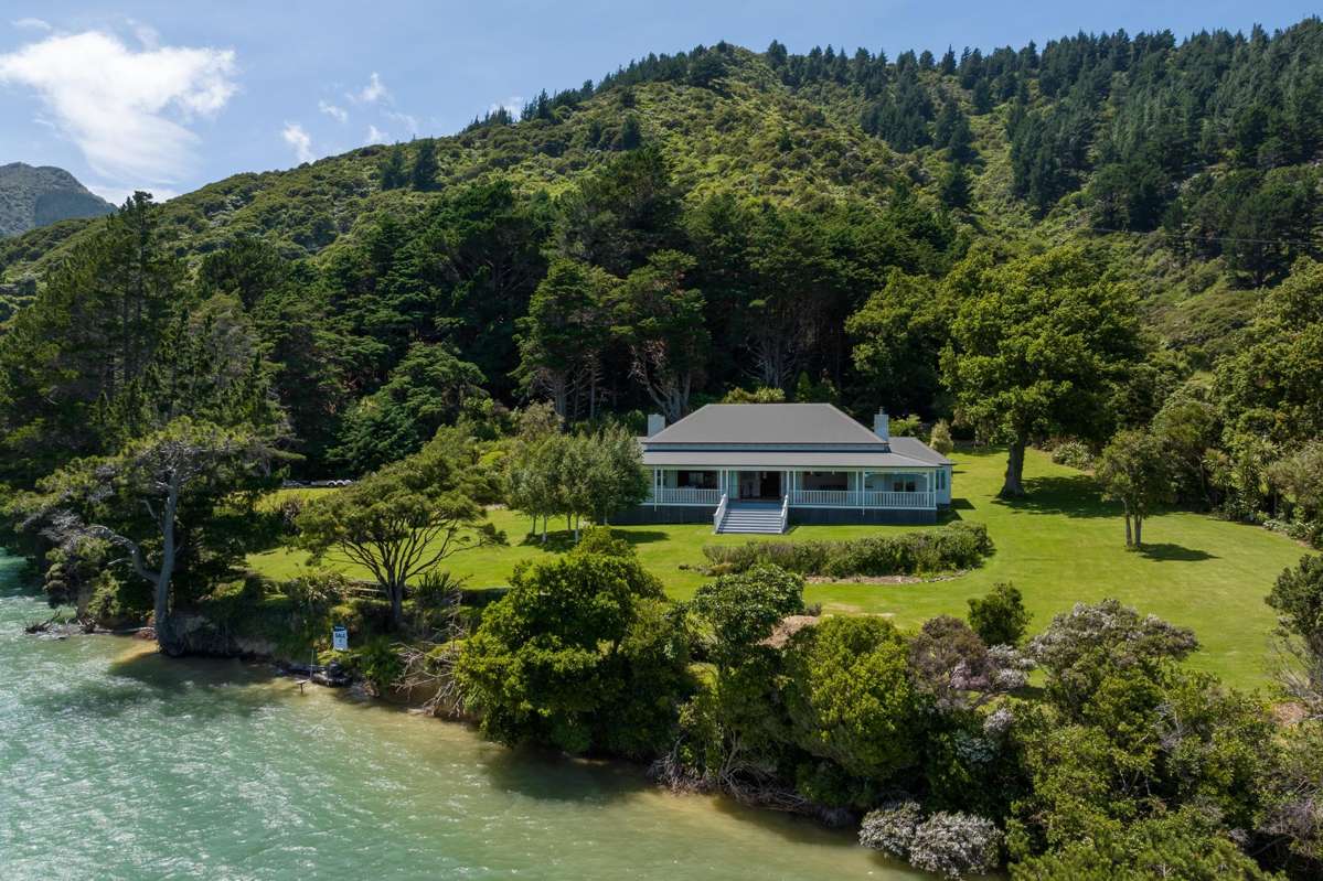 5495 Kenepuru Road, Waitaria Bay_0