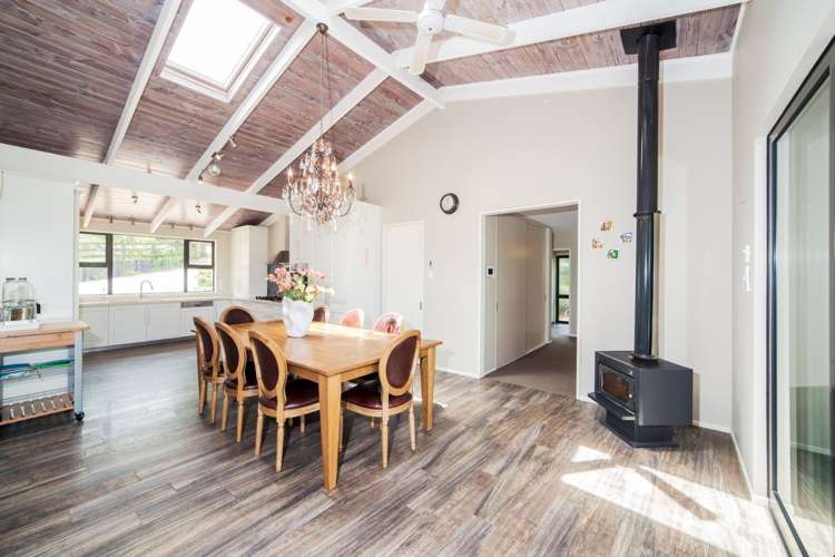 255 Okura River Road Okura_6