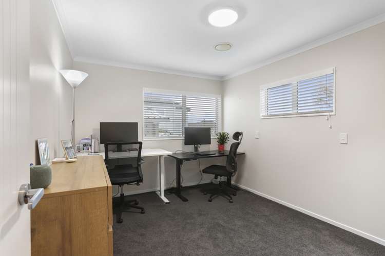 2/140a Hepburn Road Glendene_17