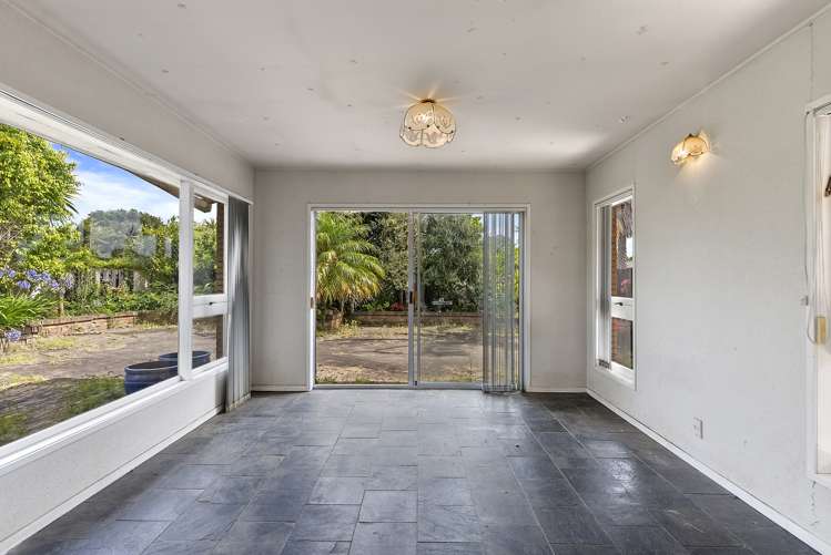 35 Meadway Sunnyhills_14