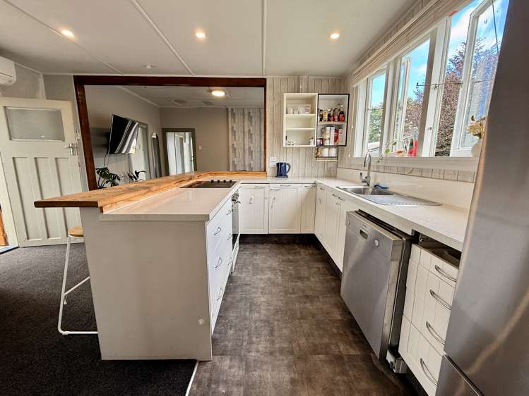 63 Elles Road Otautau_9