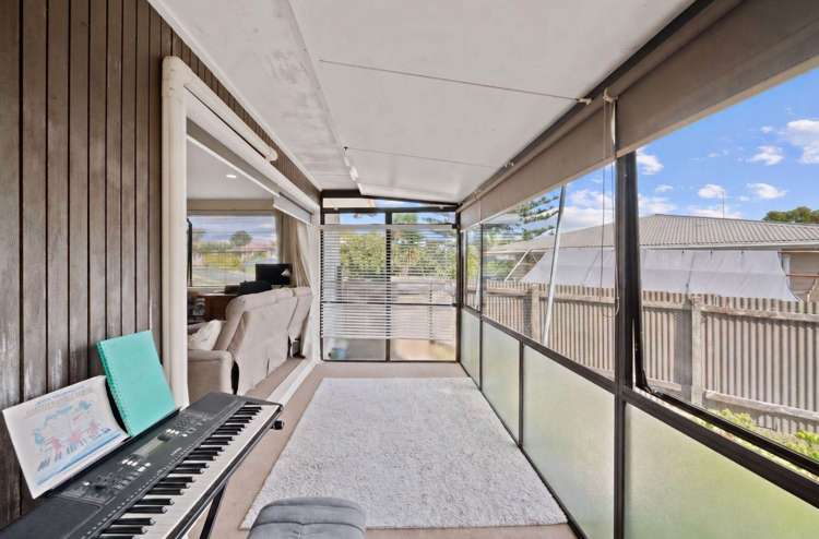 24 Cramond Drive Mangere East_14