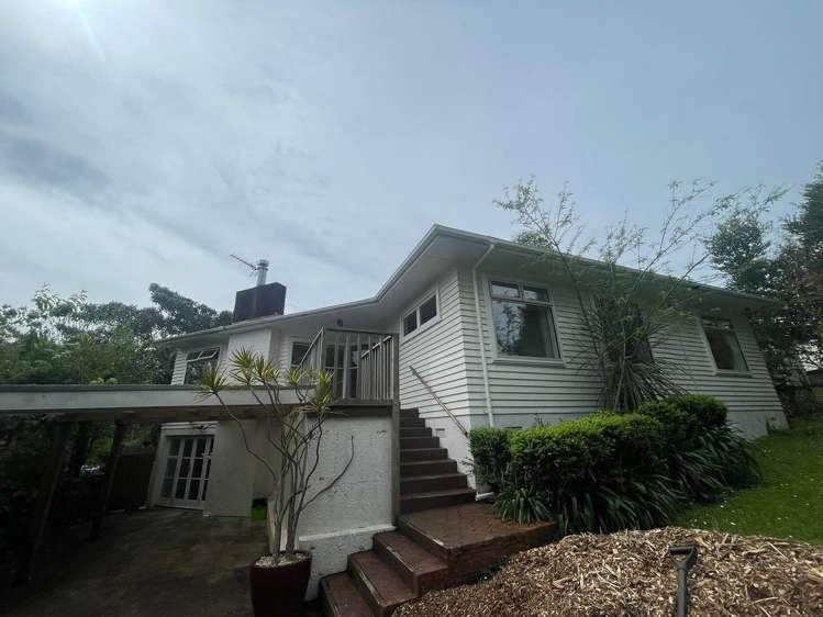 62 Sylvan Crescent Te Atatu South_0