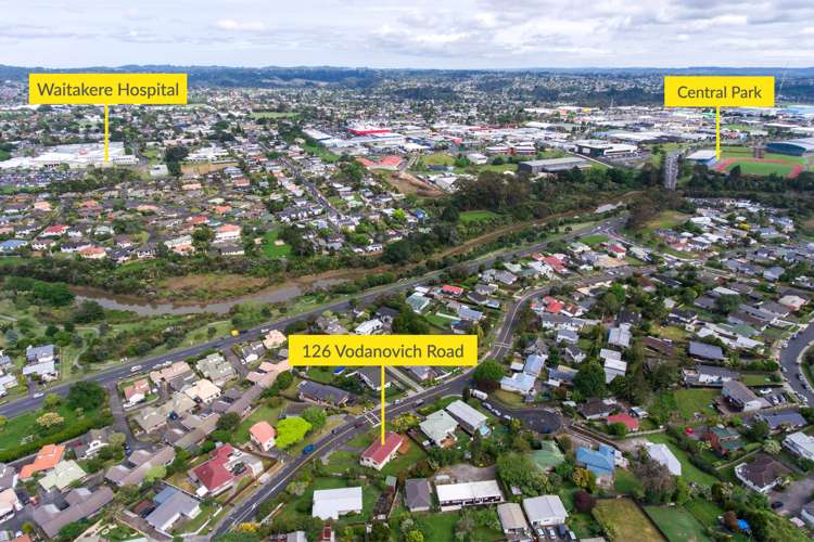 126 Vodanovich Road Te Atatu South_15