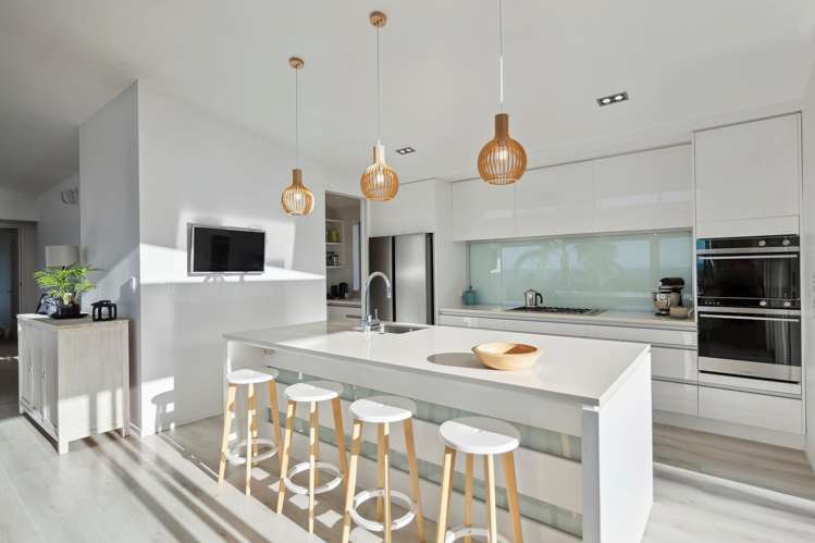 12a Eastcliffe Road Castor Bay_13