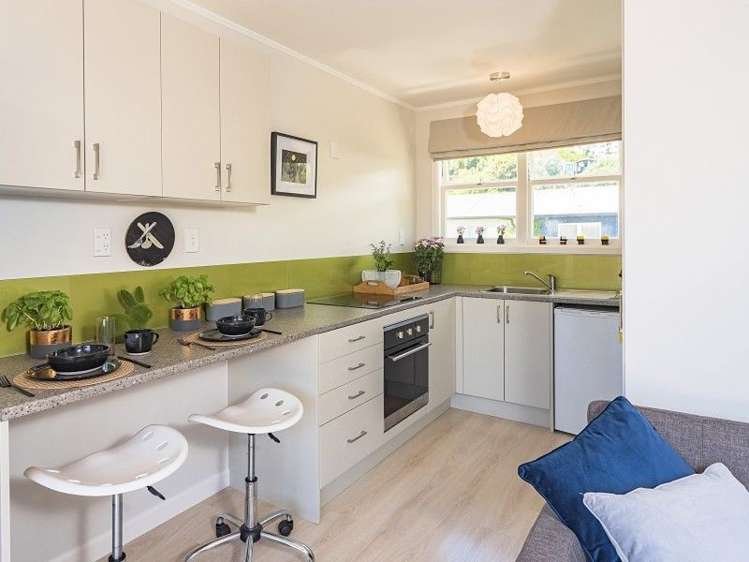 2/56 North Road The Wood_1