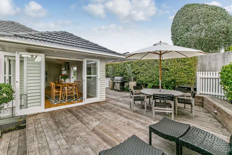 17 Godfrey Place Kohimarama_10