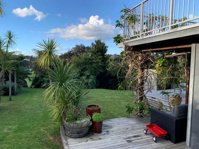 8 Rimu Road Stanmore Bay_1