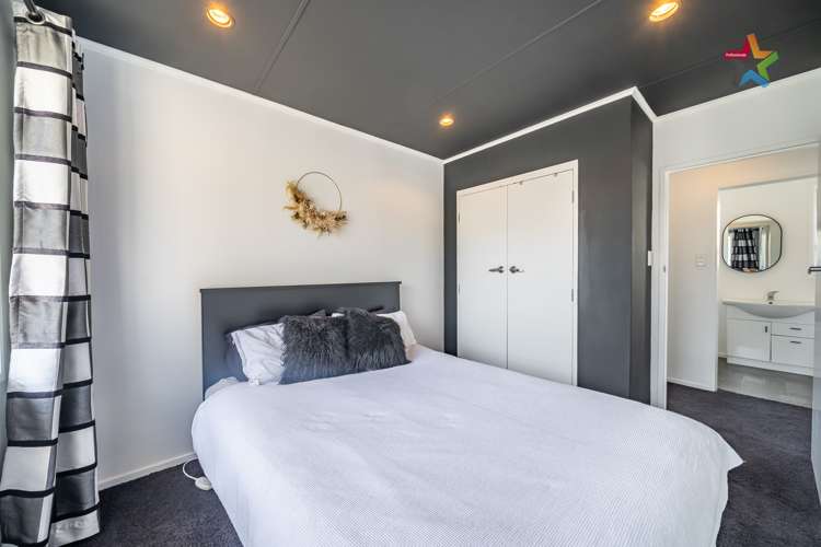 3 Karamea Grove Wainuiomata_12