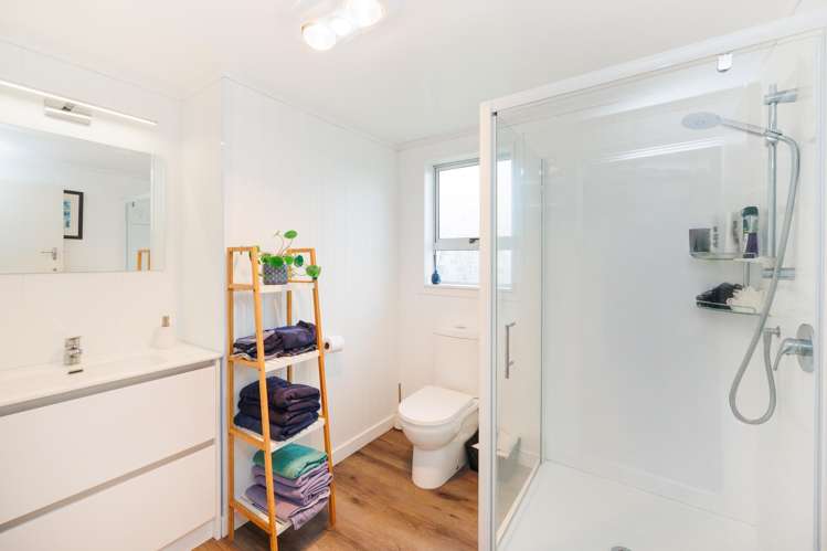 62 Nash Parade Foxton Beach_16