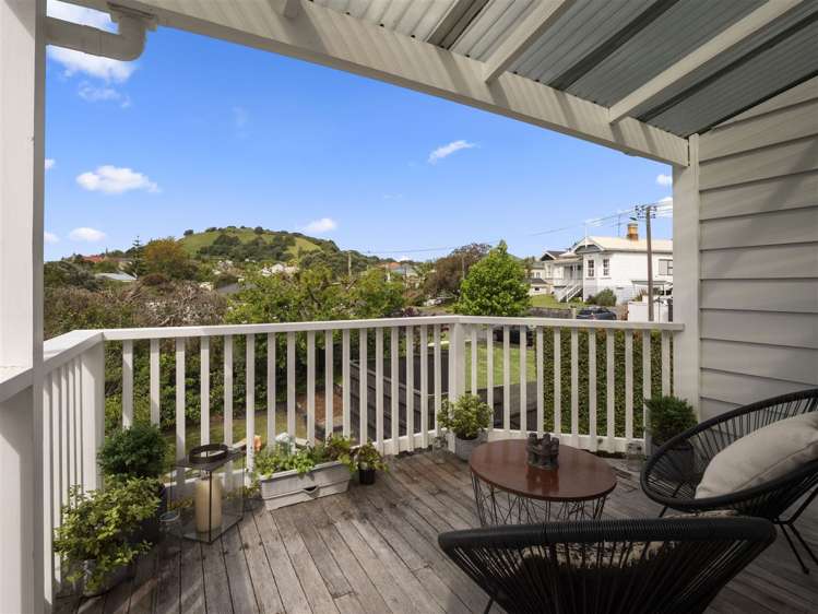 8 Shoal Bay Road Devonport_9