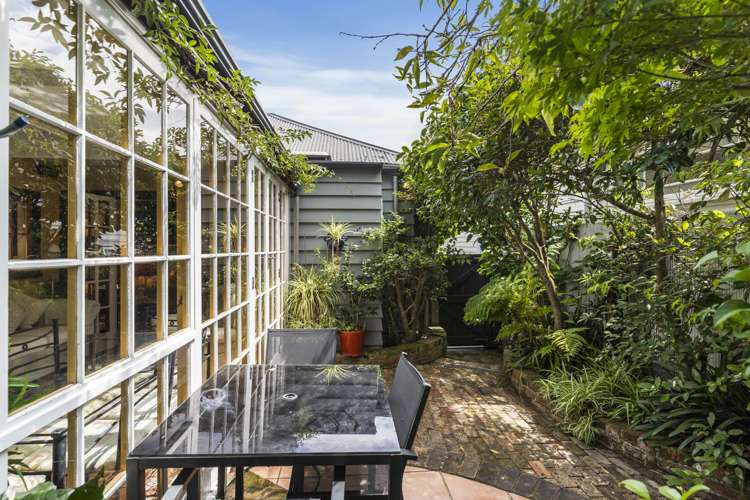 5 Ireland Street Freemans Bay_9