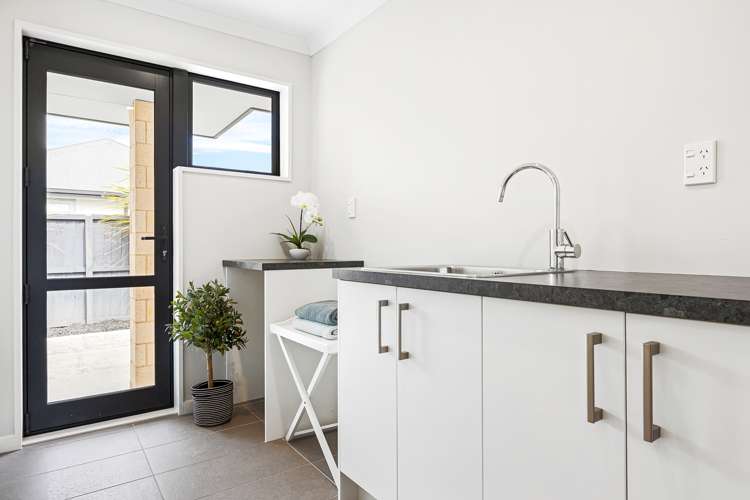 26 Russ Drive Lincoln_14