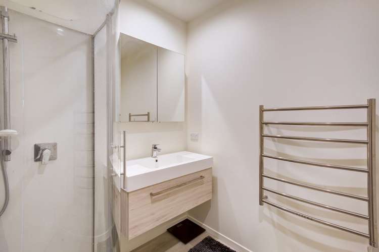 13/67 Andrews Road Queenstown_6