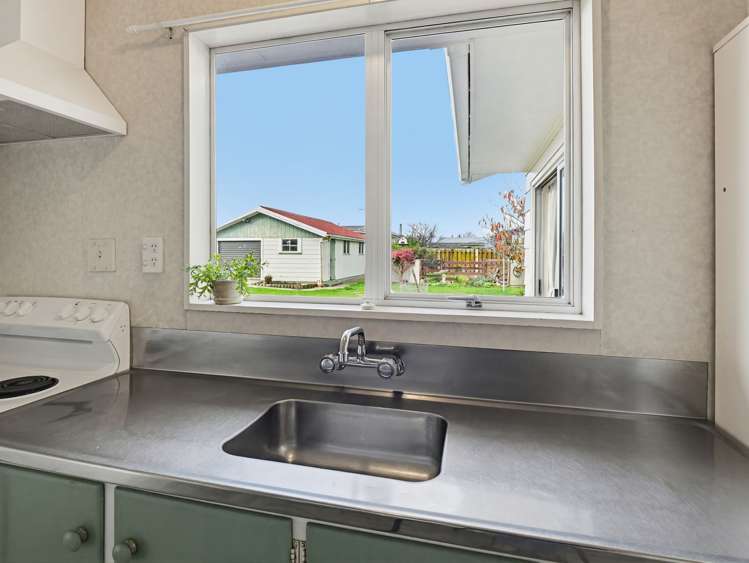 6 Raglan Avenue Cloverlea_15