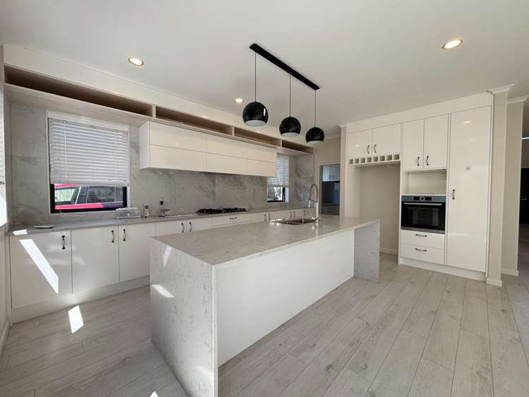 144 Cascades Road Pakuranga Heights_6