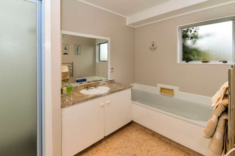 73 Carnoustie Drive Wattle Downs_13