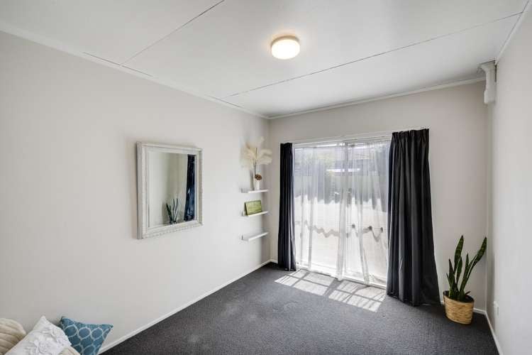 2/403 Avenue Road West Hastings_8