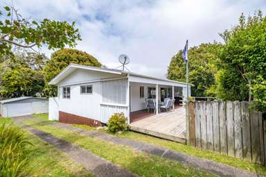 122 Takahe Road_2