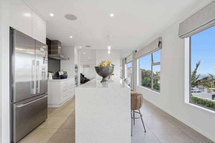 62 Seaview Road Castor Bay_15