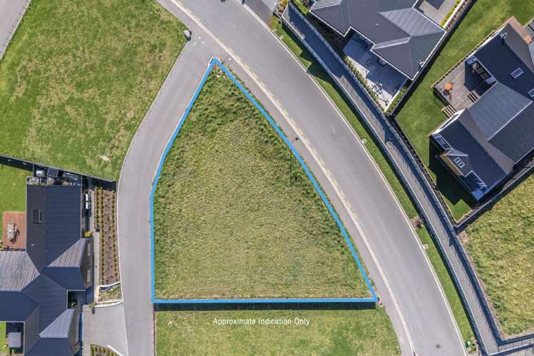 24 Carex Rise Cracroft_2