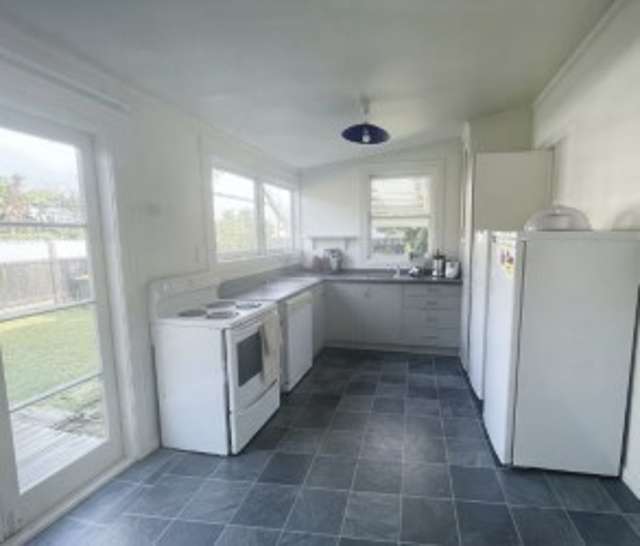 23 23 Rutene Road Kaiti_2