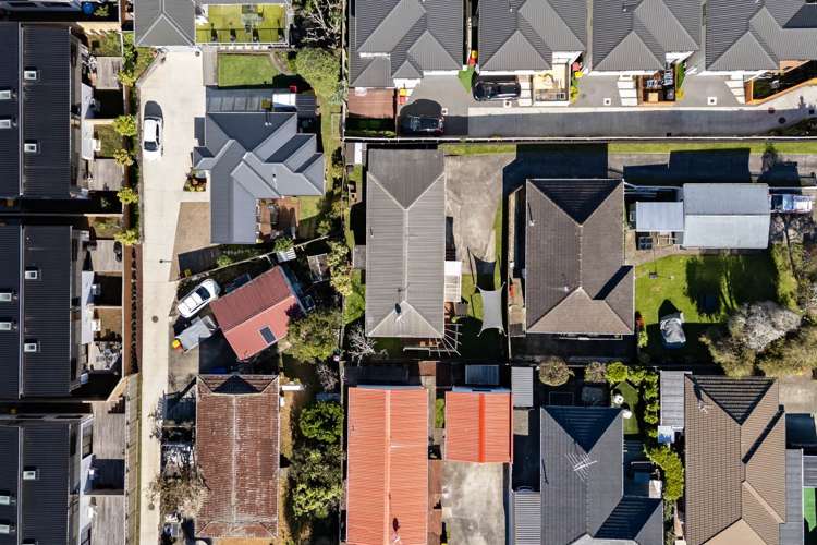 2/136 Moore Street Howick_19