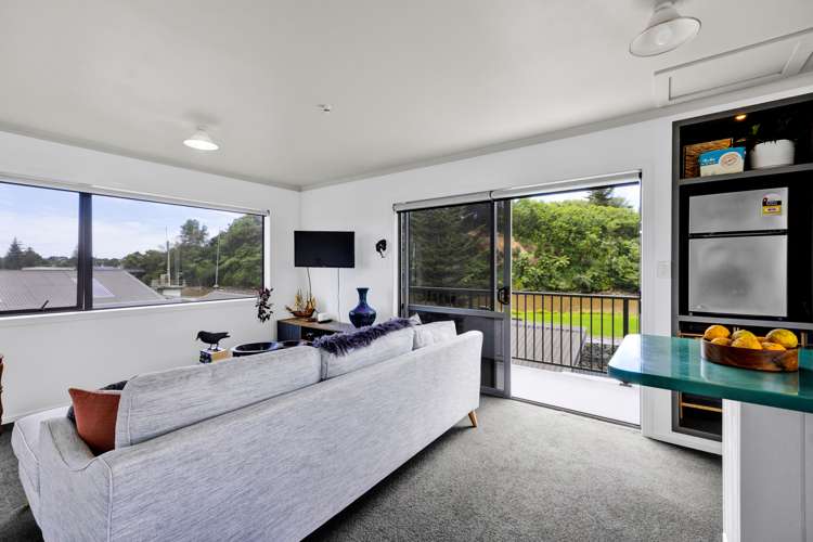 14 West Quay Waitara_17