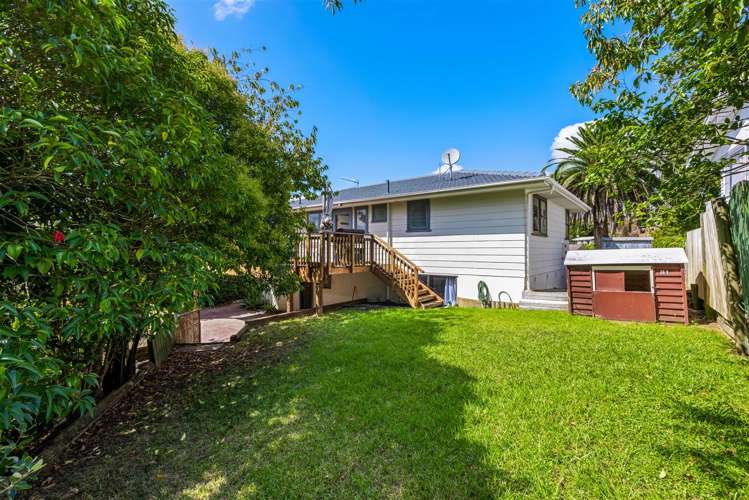 84 Advene Road Cockle Bay_18