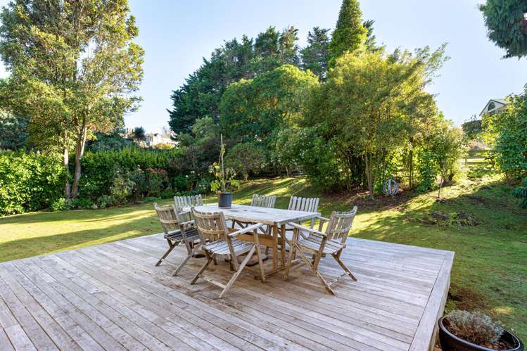 7 Pickwick Road Otamatea_20